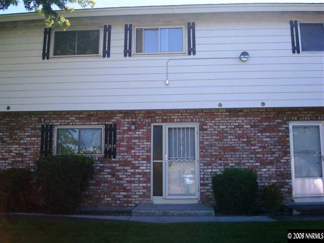 389 Smithridge Drive Reno, NV 89502 - Photo 1 of 8 Photo 1