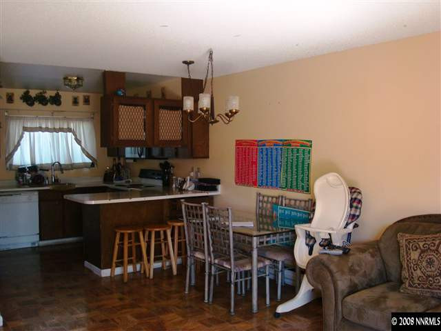 389 Smithridge Drive Reno, NV 89502 - Photo 2 of 8 Photo 2