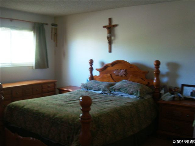 389 Smithridge Drive Reno, NV 89502 - Photo 5 of 8 Photo 5