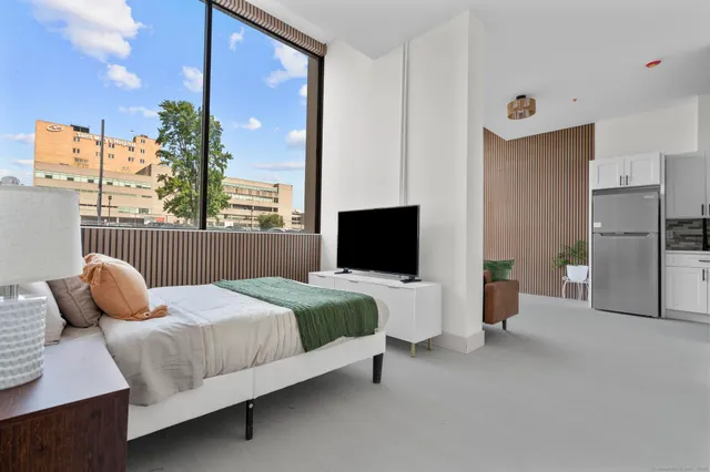 $1,100 | 28 Scovill Street, Waterbury, CT 06706