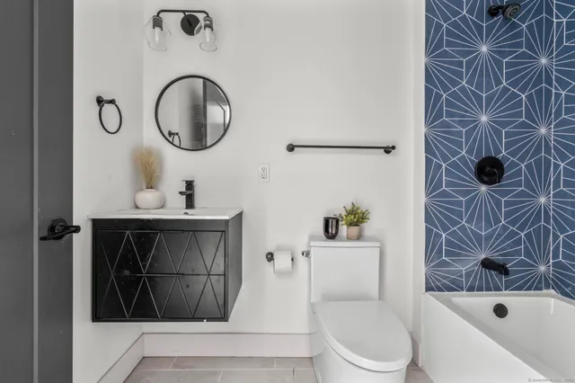 $1,100 | 28 Scovill Street, Waterbury, CT 06706