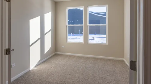 $575,000 | 3262 Oak Creek Lane, Aurora, IL 60503