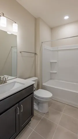 $575,000 | 3262 Oak Creek Lane, Aurora, IL 60503