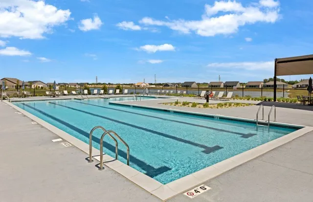 $575,000 | 3262 Oak Creek Lane, Aurora, IL 60503