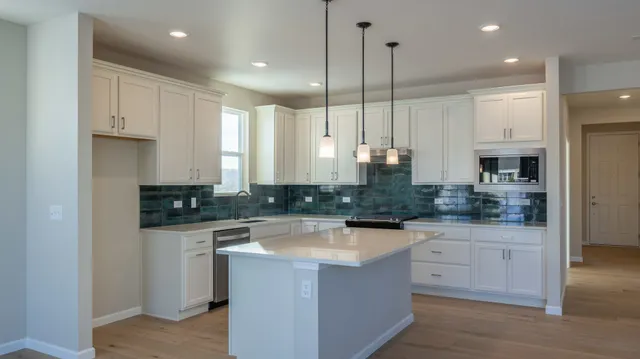 $575,000 | 3262 Oak Creek Lane, Aurora, IL 60503