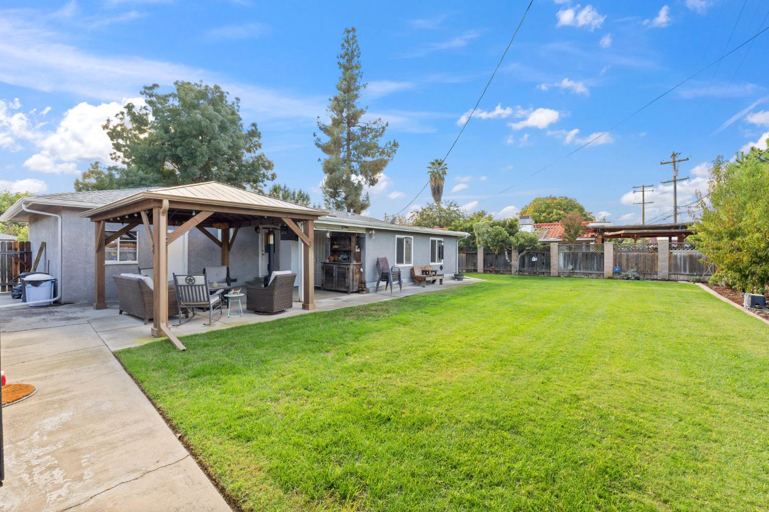 5739 East Hampton Way Fresno, CA 93727 - Photo 28 of 40