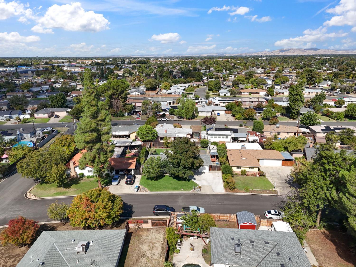 5739 East Hampton Way Fresno, CA 93727 - Photo 33 of 40