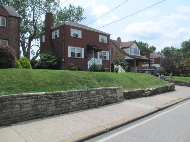 1327 Bower Hill Road Pittsburgh, PA 15243 - Photo 1 of 19 Gallery Image 1