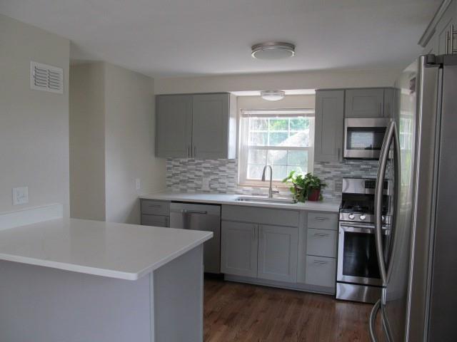 1327 Bower Hill Road Pittsburgh, PA 15243 - Photo 4 of 19 Gallery Image 4