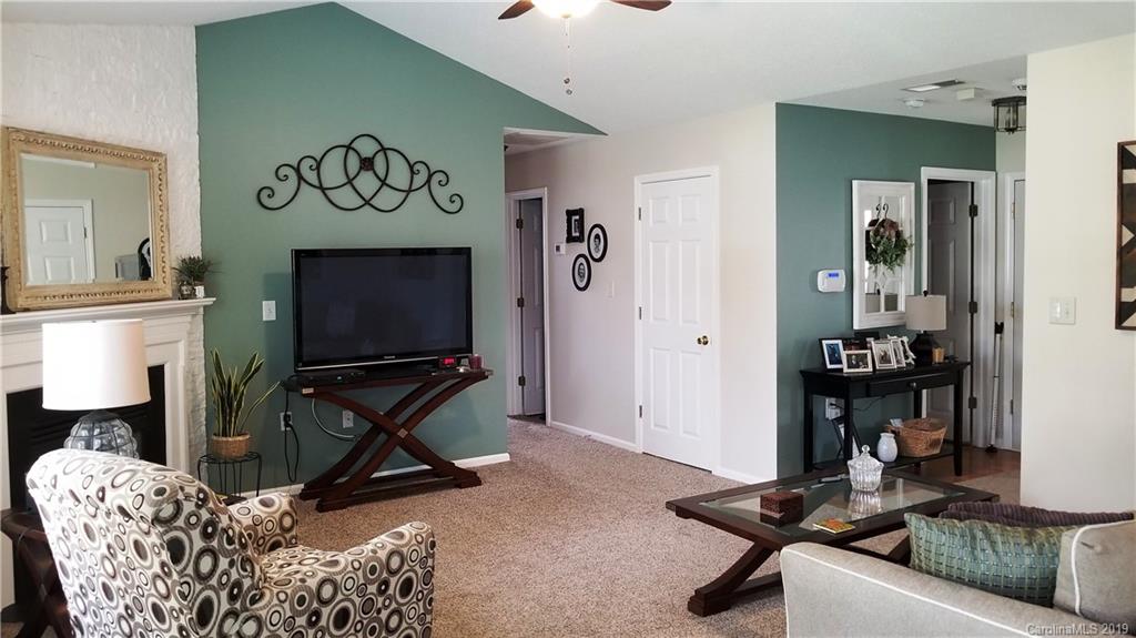 1632 Tate Road Rock Hill, SC 29732 - Photo 3 of 28 Gallery Image 3