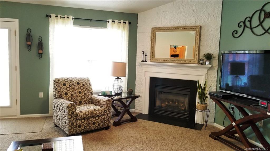 1632 Tate Road Rock Hill, SC 29732 - Photo 4 of 28 Gallery Image 4
