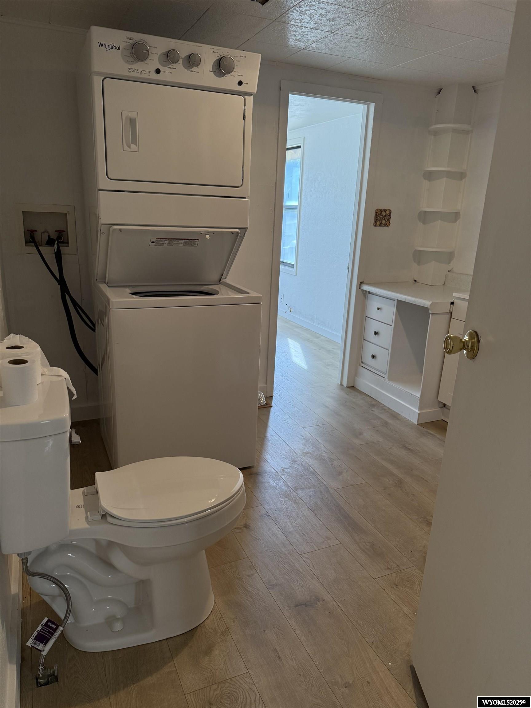 1010 9th Street Rawlins, WY 82301 - Photo 7 of 15