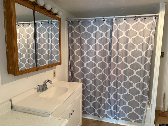 $119,900 | 1010 9th Street, Rawlins, WY 82301
