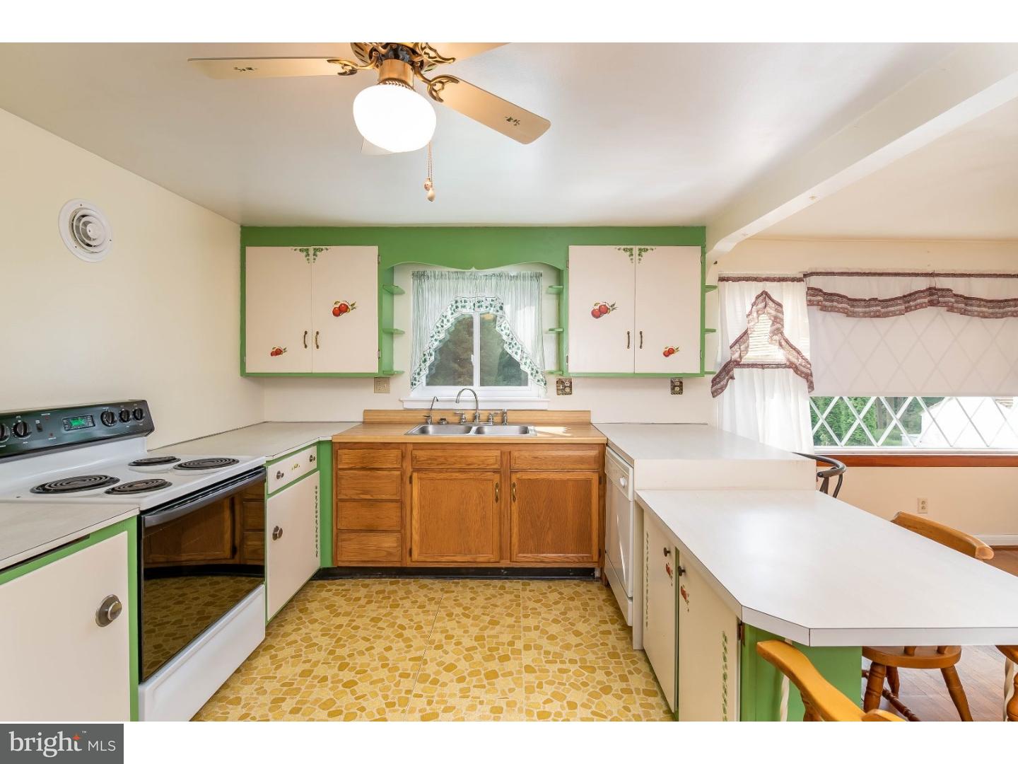3085 Pricetown Road Temple, PA 19560 - Photo 7 of 18 Gallery Image 7