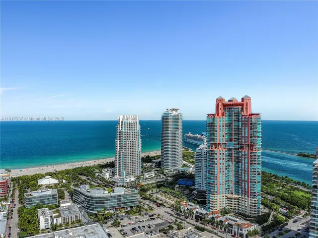 $899,000 | 100 Meridian Avenue, Unit 216, Miami Beach, FL 33139
