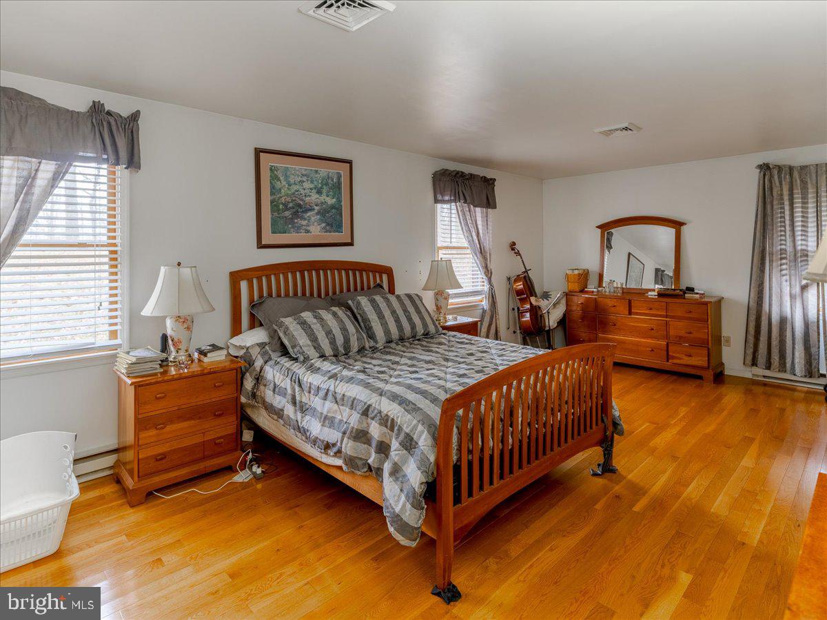 5100 Clymer Road Quakertown, PA 18951 - Photo 14 of 33 Master Bedroom