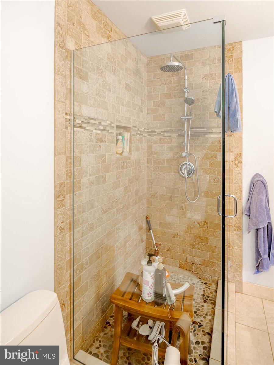 5100 Clymer Road Quakertown, PA 18951 - Photo 18 of 33 Large shower