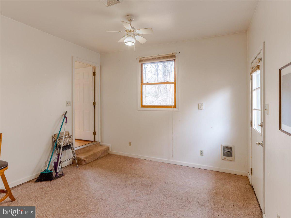 5100 Clymer Road Quakertown, PA 18951 - Photo 25 of 33 3rd bedroom