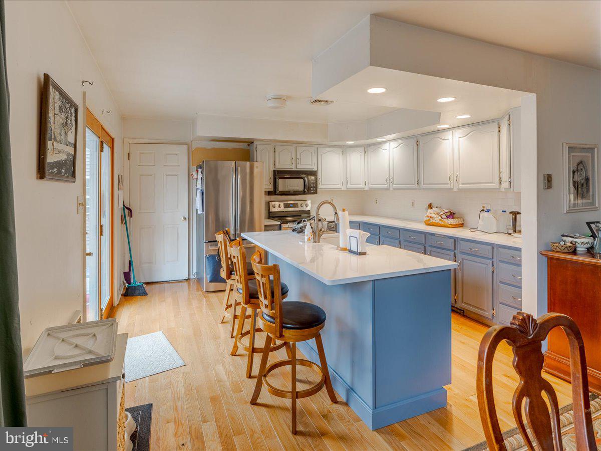 5100 Clymer Road Quakertown, PA 18951 - Photo 10 of 33 Beautiful newer kitchen