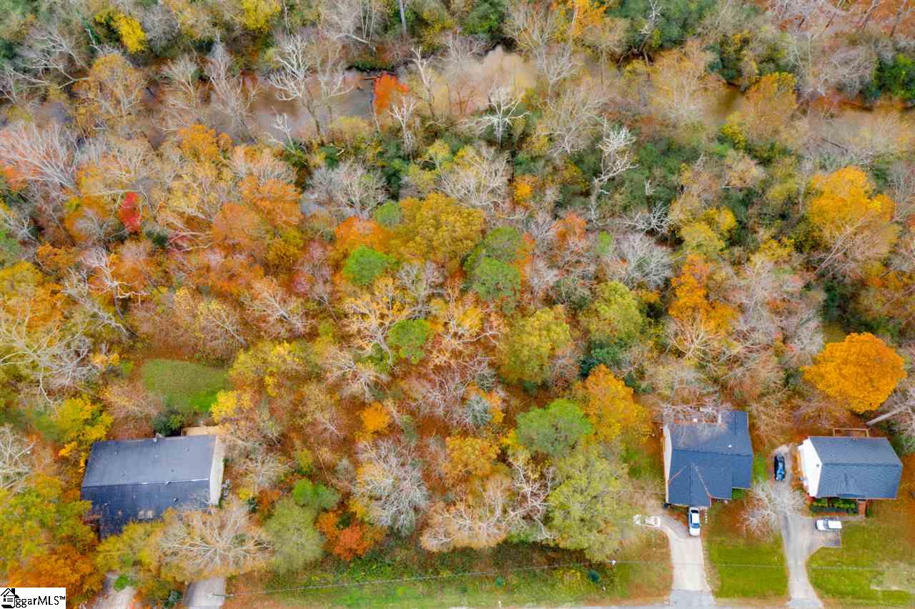 Riverside Drive Duncan, SC 29334 - Photo 11 of 16 Gallery Image 11