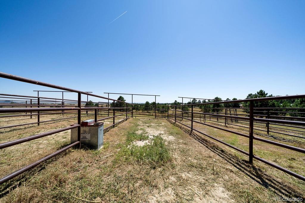 14965 Tanner Trail Elbert, CO 80106 - Photo 36 of 40 a view of a balcony