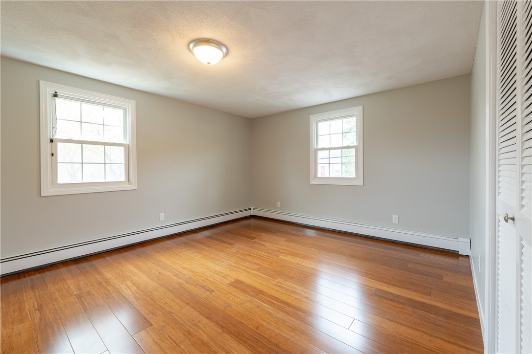 237 Draper Avenue Warwick, RI 02889 - Photo 18 of 33 Gallery Image 18