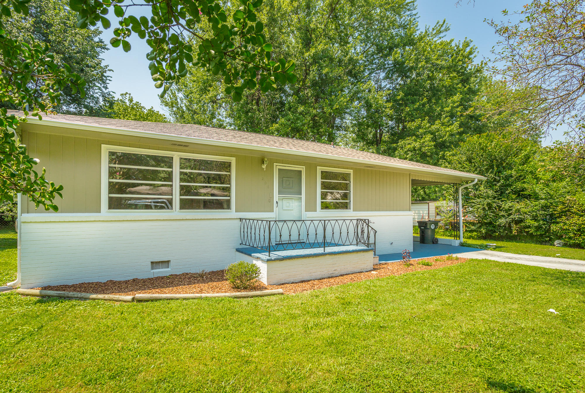 208 Friar Road Chattanooga, TN 37421 - Photo 2 of 30 208 Friar Rd. HD-12
