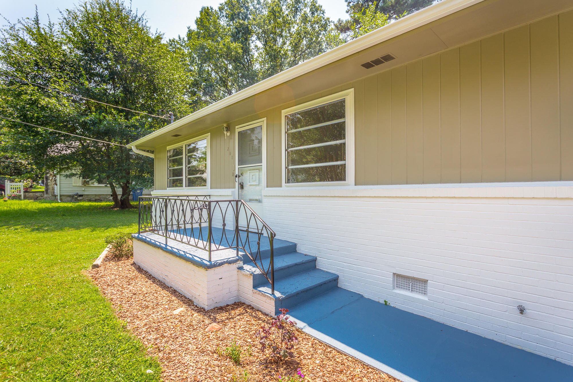 208 Friar Road Chattanooga, TN 37421 - Photo 4 of 30 208 Friar Rd. HD-39