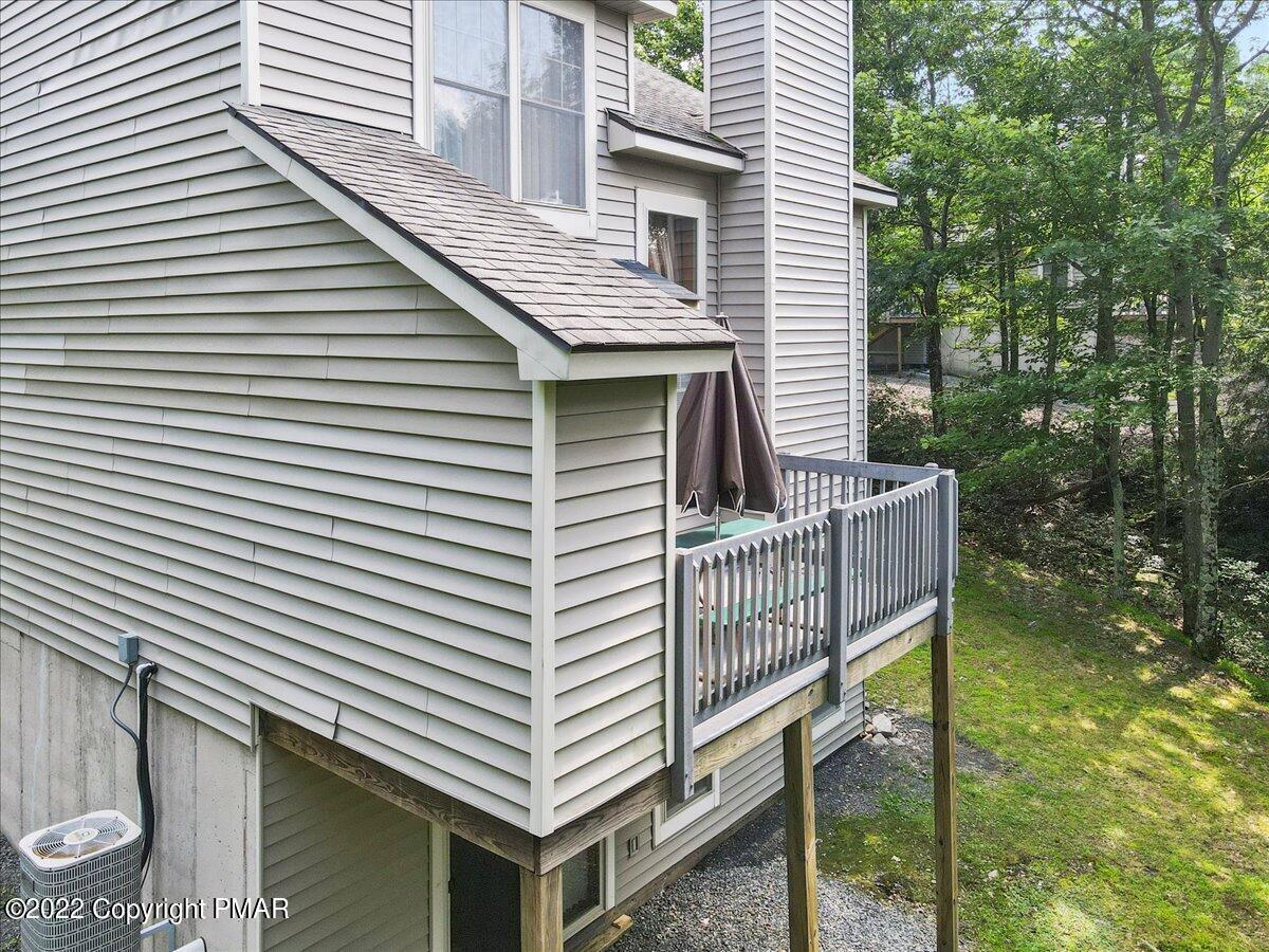 403 Upper Deer Valley Road Tannersville, PA 18372 - Photo 41 of 47 49-Photo_6816442_DJI_698_jpg_6252959_0_2