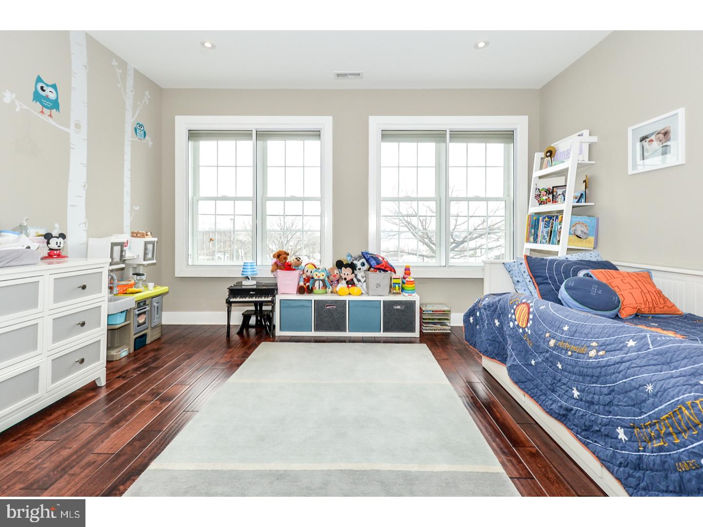 512 South Front Street, Unit 2 Philadelphia, PA 19147 - Photo 12 of 25