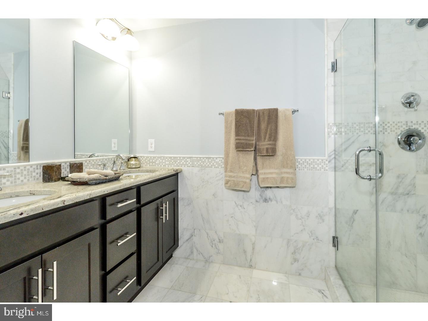 512 South Front Street, Unit 2 Philadelphia, PA 19147 - Photo 10 of 25