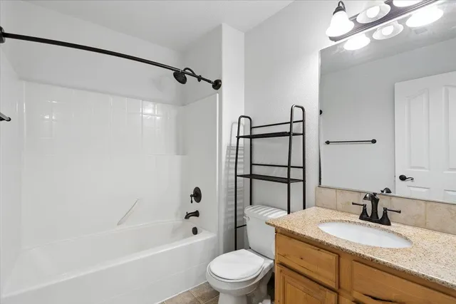 $364,900 | 863 West Willow Lake Loop, Coeur D'Alene, ID 83815