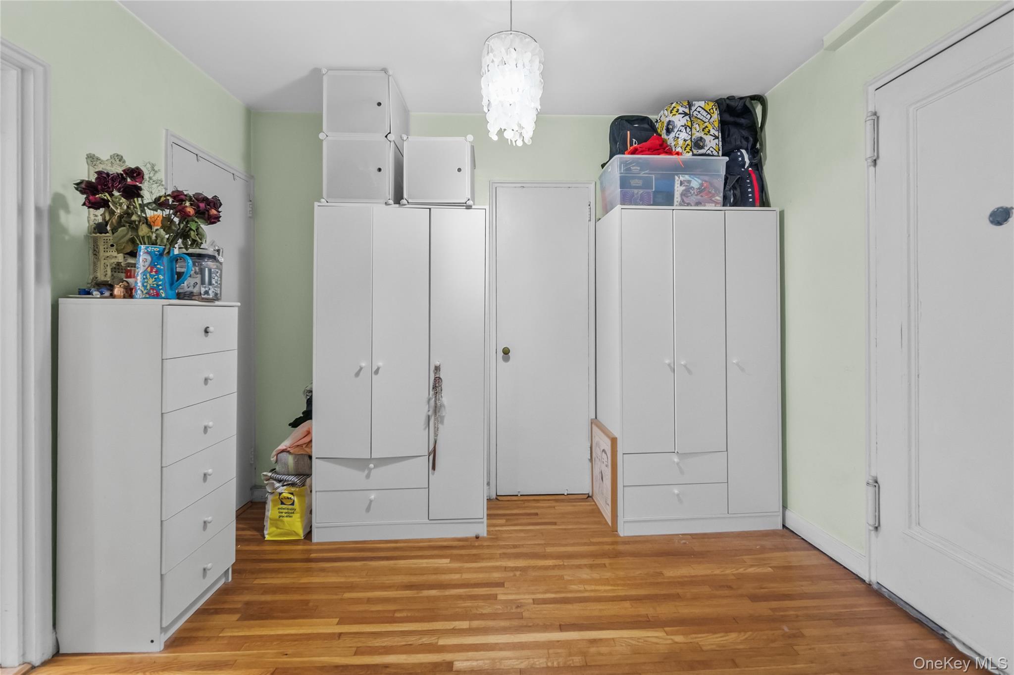 142 Garth Road, Unit 4Q Scarsdale, NY 10583 - Photo 11 of 14