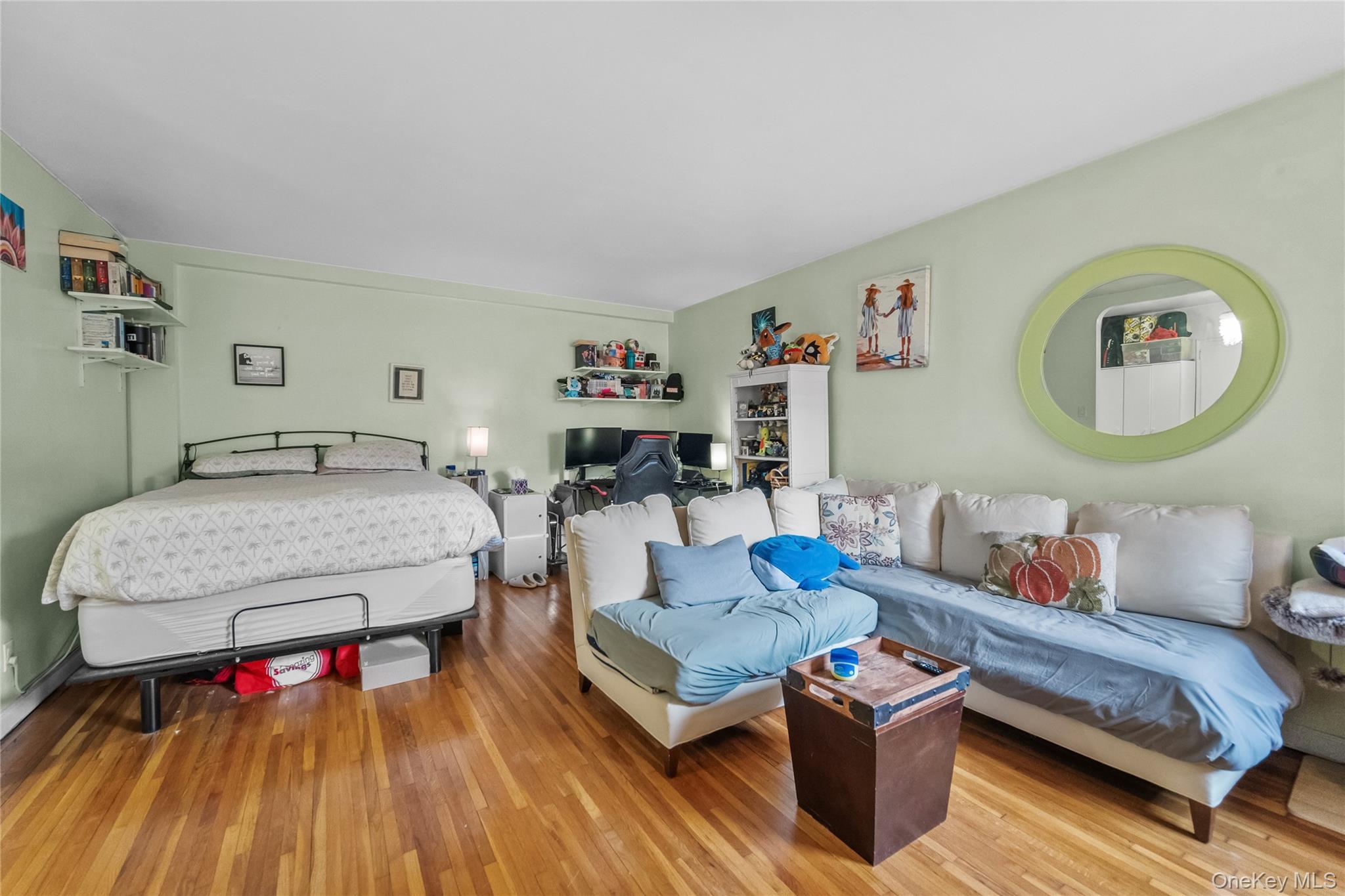 142 Garth Road, Unit 4Q Scarsdale, NY 10583 - Photo 4 of 14