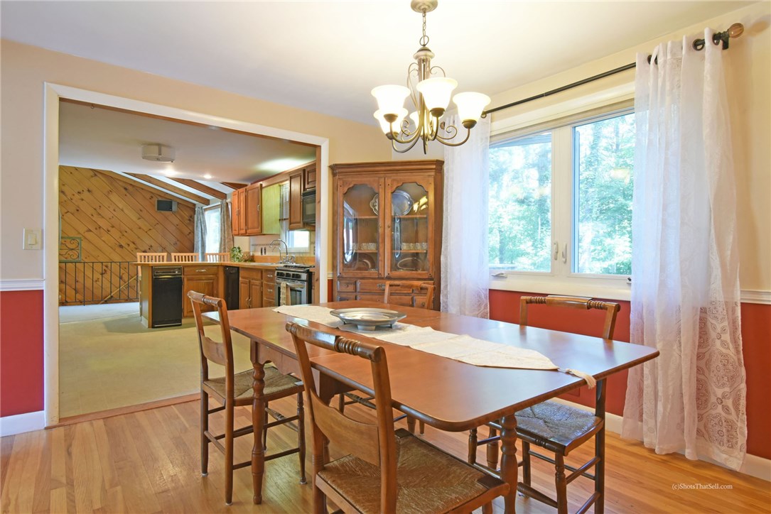 102 Evergreen Road North Kingstown, RI 02852 - Photo 14 of 31 Gallery Image 14