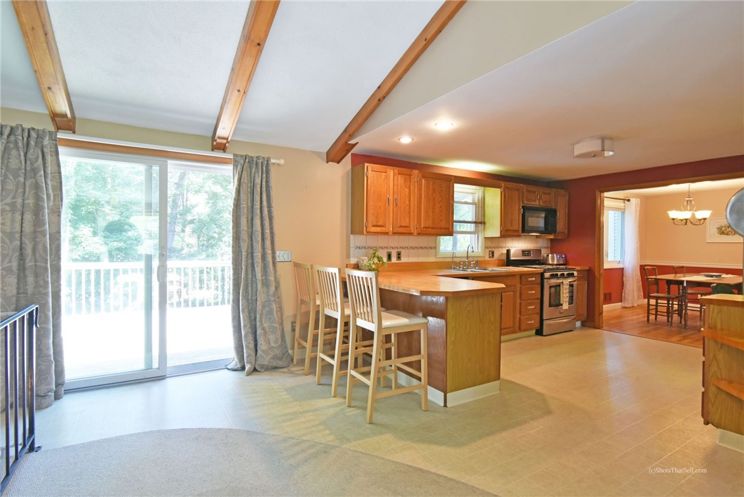 102 Evergreen Road North Kingstown, RI 02852 - Photo 17 of 31 Gallery Image 17