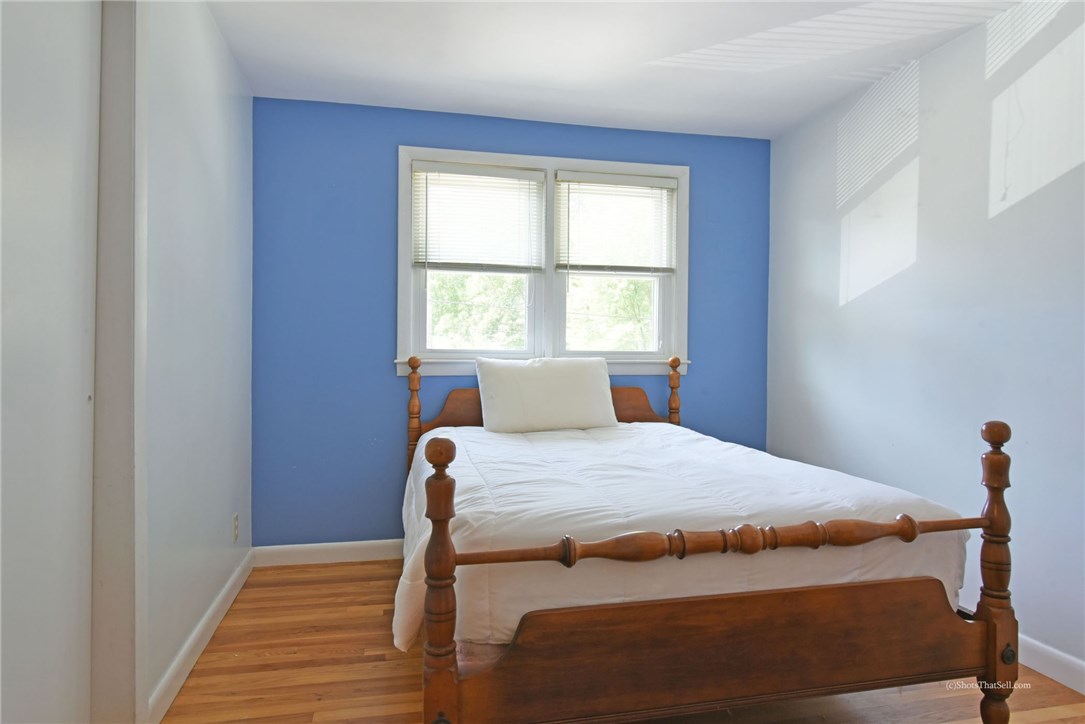 102 Evergreen Road North Kingstown, RI 02852 - Photo 24 of 31 Gallery Image 24