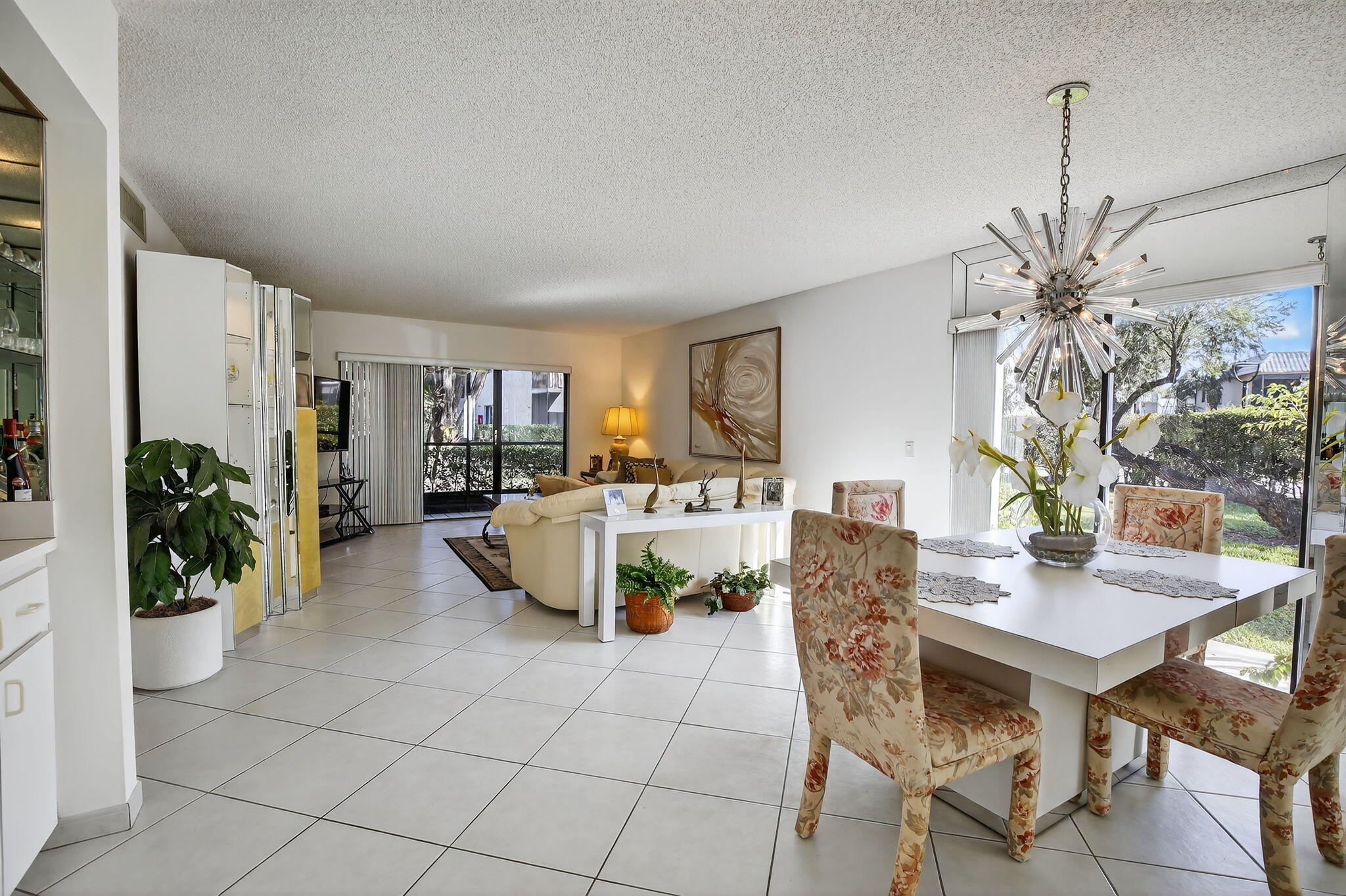 380 Racquet Club Road, Unit 106 Weston, FL 33326 - Photo 18 of 40 9-web-or-mls-_A7A6024