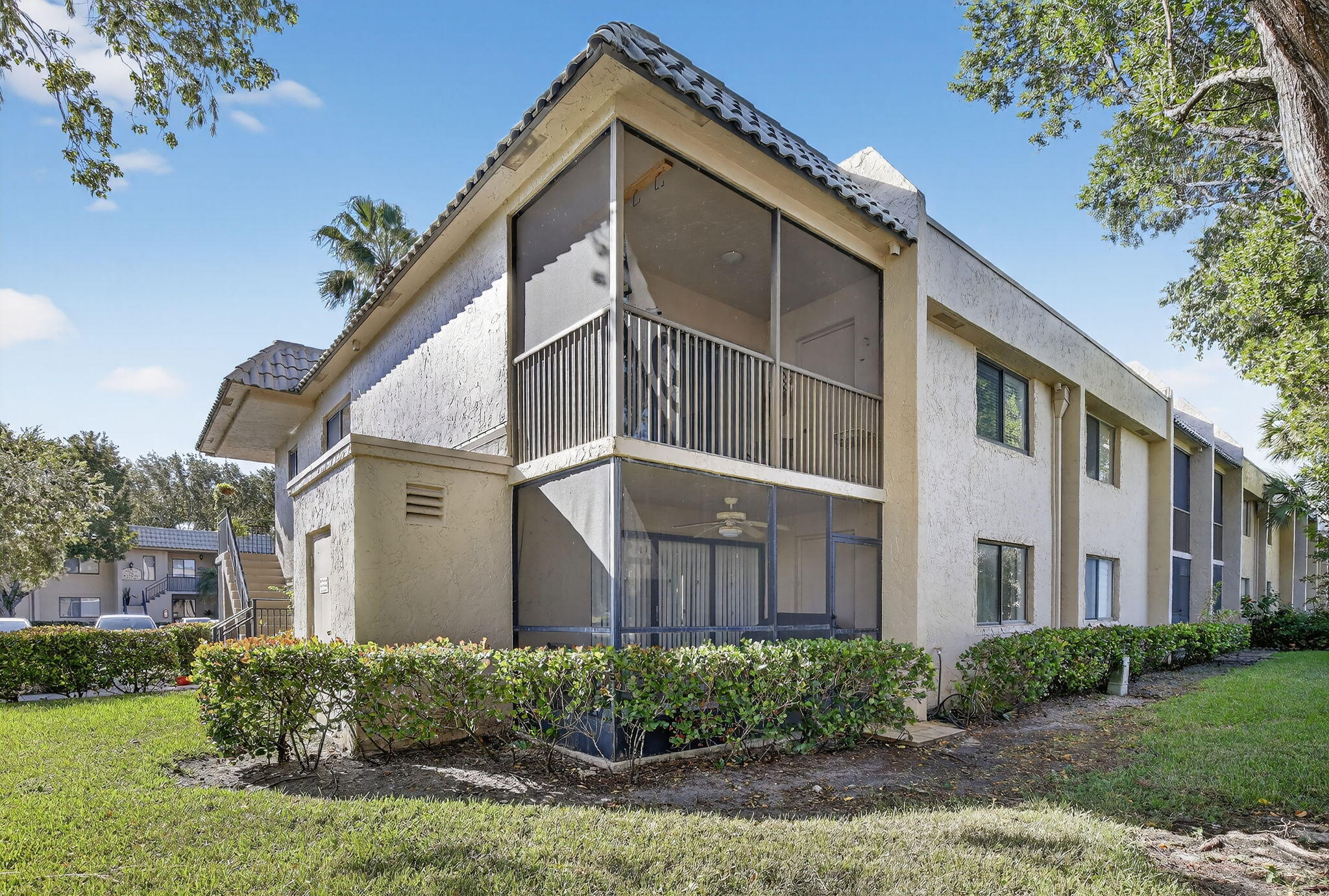 380 Racquet Club Road, Unit 106 Weston, FL 33326 - Photo 40 of 40 41-web-or-mls-_A7A6212