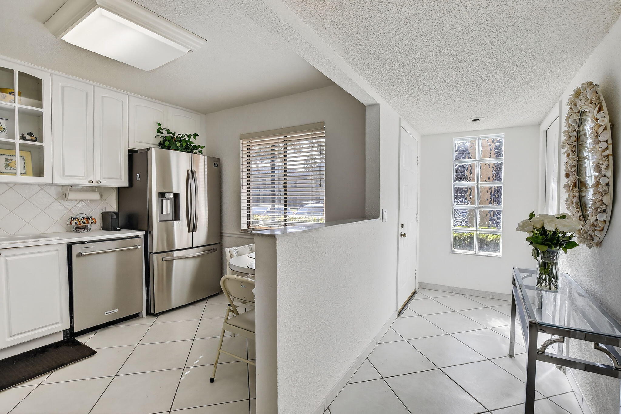380 Racquet Club Road, Unit 106 Weston, FL 33326 - Photo 7 of 40 5-web-or-mls-_A7A6000