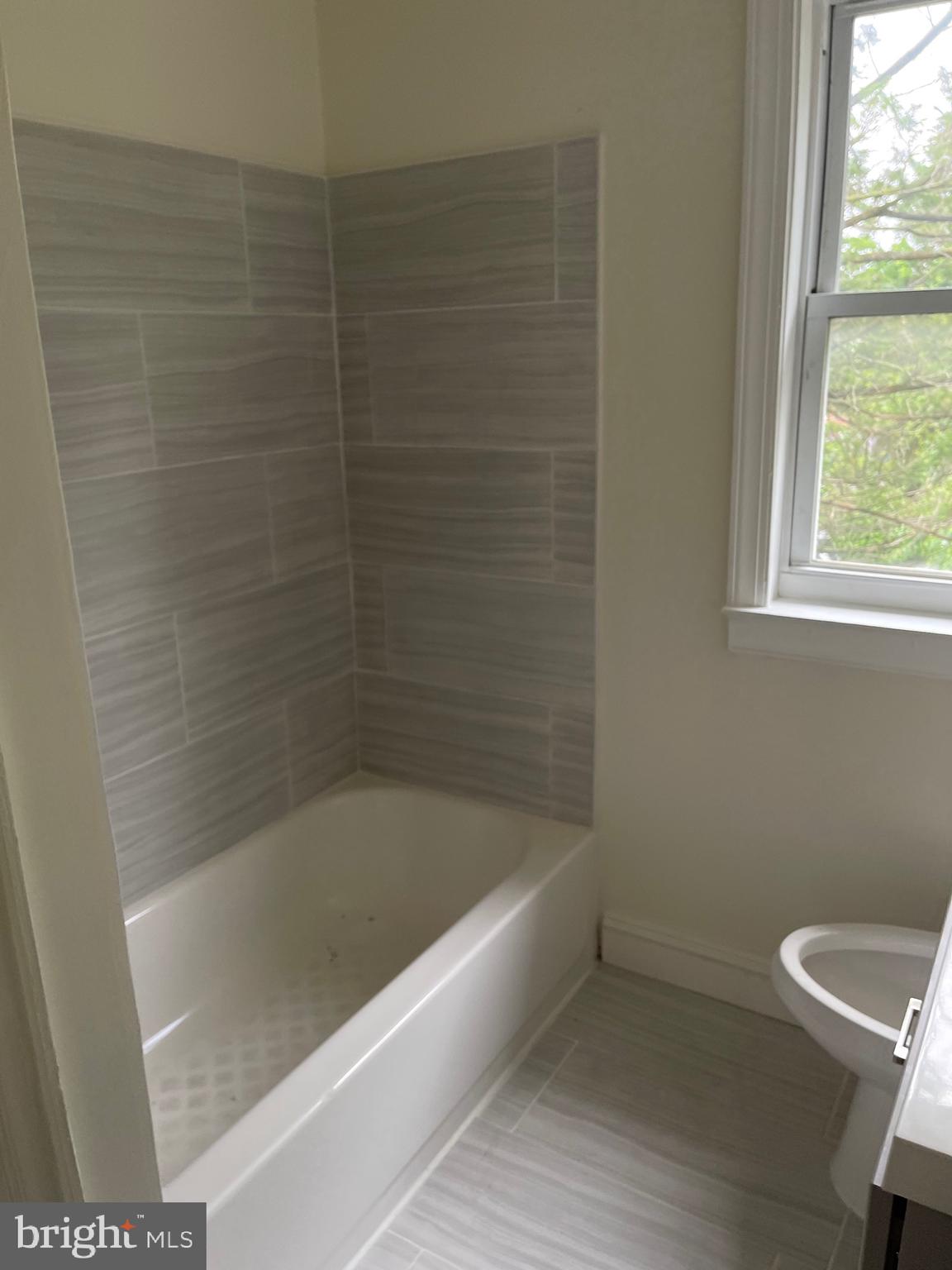 1720 Hartsdale Road Baltimore, MD 21239 - Photo 8 of 19 Gallery Image 8