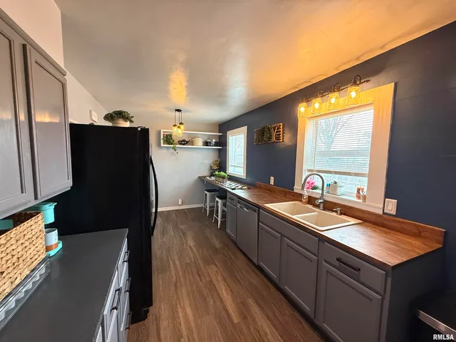 $179,900 | 3230 North College Avenue, Quincy, IL 62301