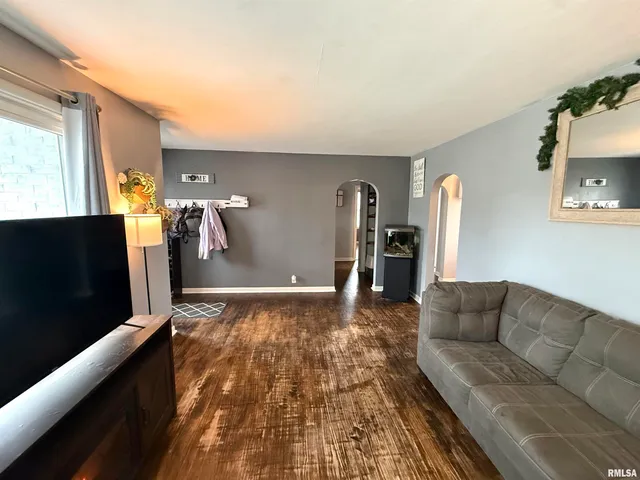 $179,900 | 3230 North College Avenue, Quincy, IL 62301