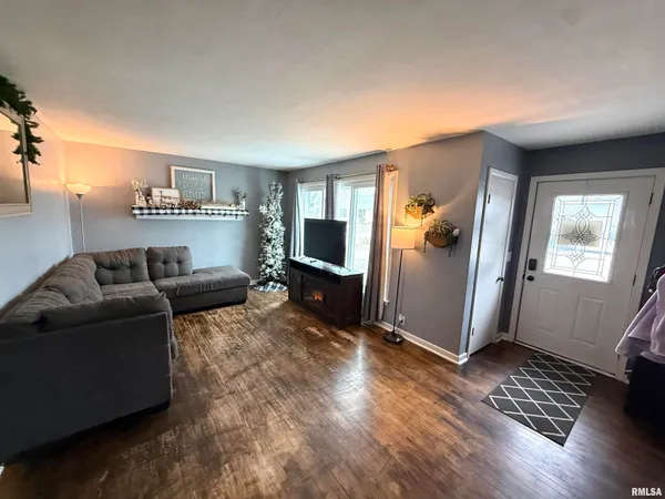 $165,000 | 3230 North College Avenue, Quincy, IL 62301