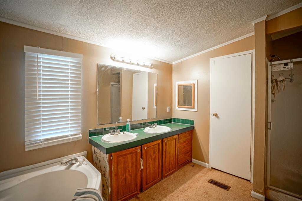 126 Sorrel Way Alvarado, TX 76009 - Photo 18 of 29