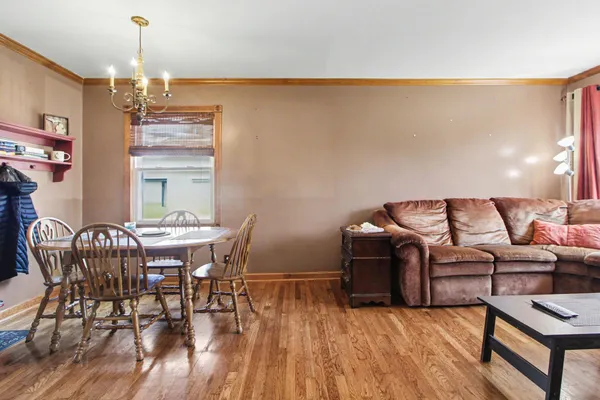 $220,000 | 29984 Tamarack Drive, Flat Rock, MI 48134