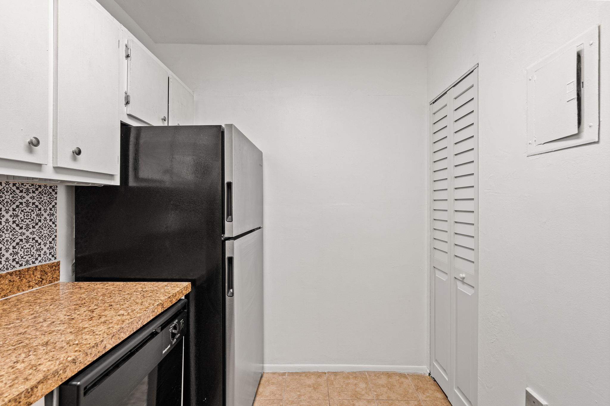 7831 Southwest 56th Street, Unit 112B Miami, FL 33155 - Photo 12 of 28 Photo 12