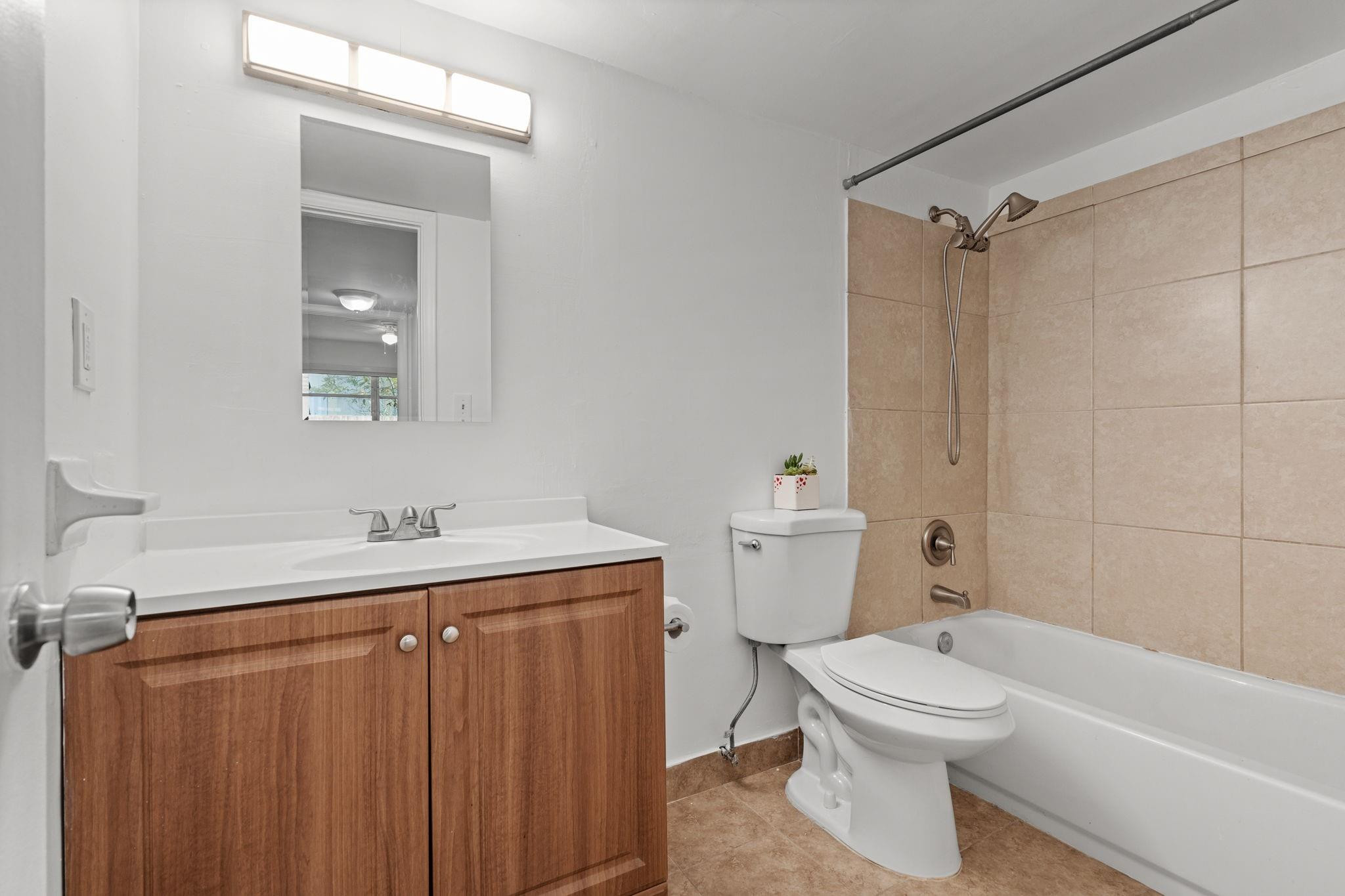 7831 Southwest 56th Street, Unit 112B Miami, FL 33155 - Photo 21 of 28 Photo 21