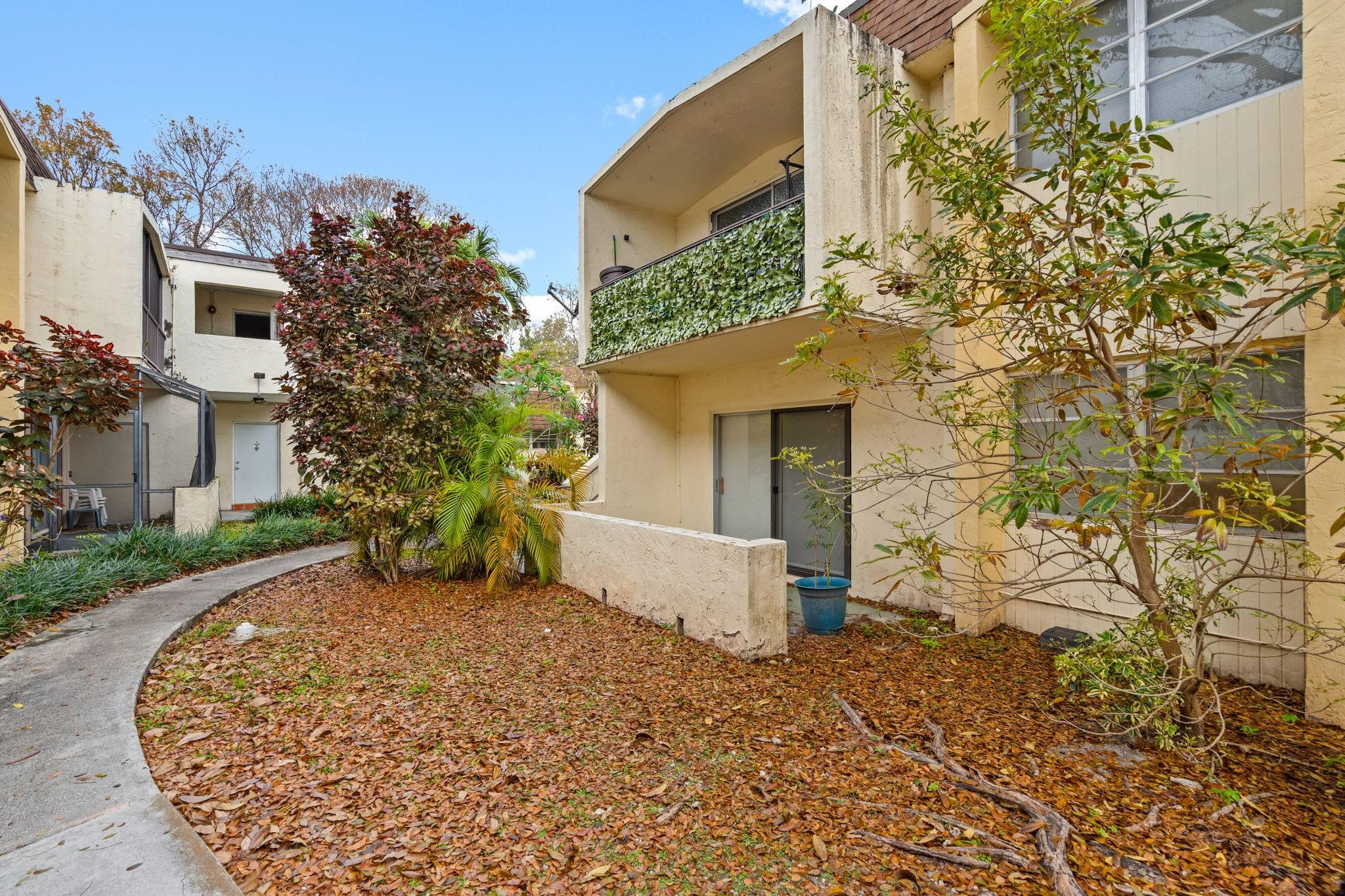 7831 Southwest 56th Street, Unit 112B Miami, FL 33155 - Photo 3 of 28 Photo 3