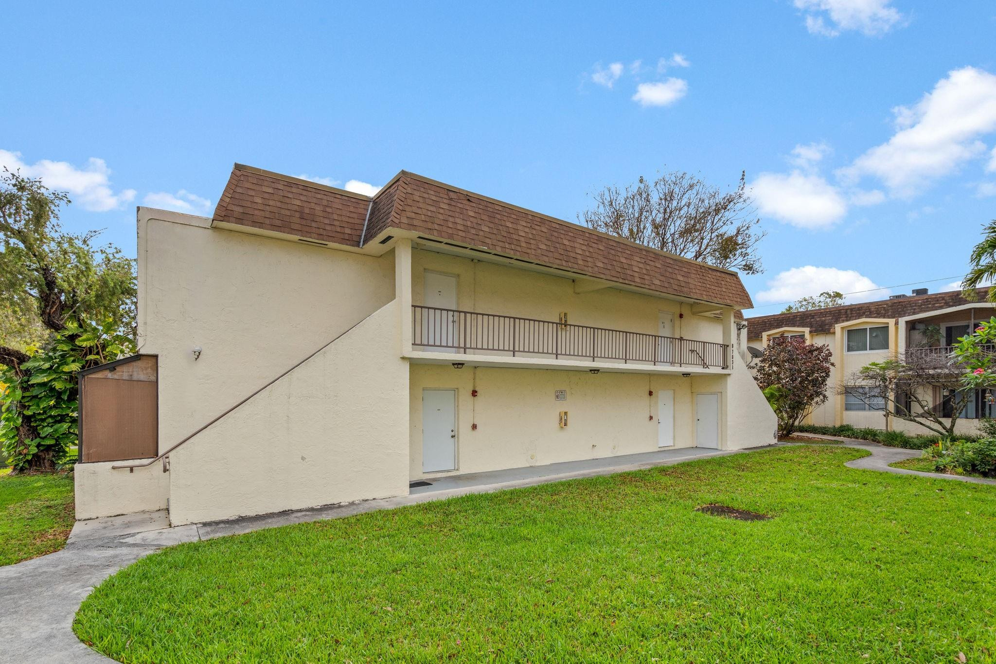 7831 Southwest 56th Street, Unit 112B Miami, FL 33155 - Photo 4 of 28 Photo 4